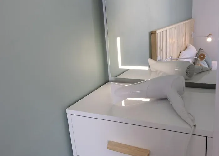 Penthouse With Sunny Terrace דירה מסידה